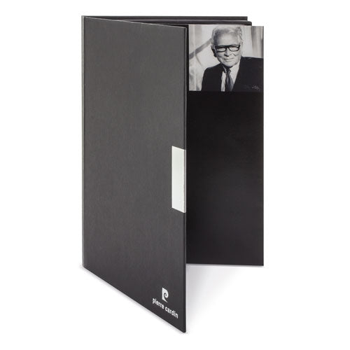Caneta com Tampa Sancti Petri Pierre Cardin — detalhe